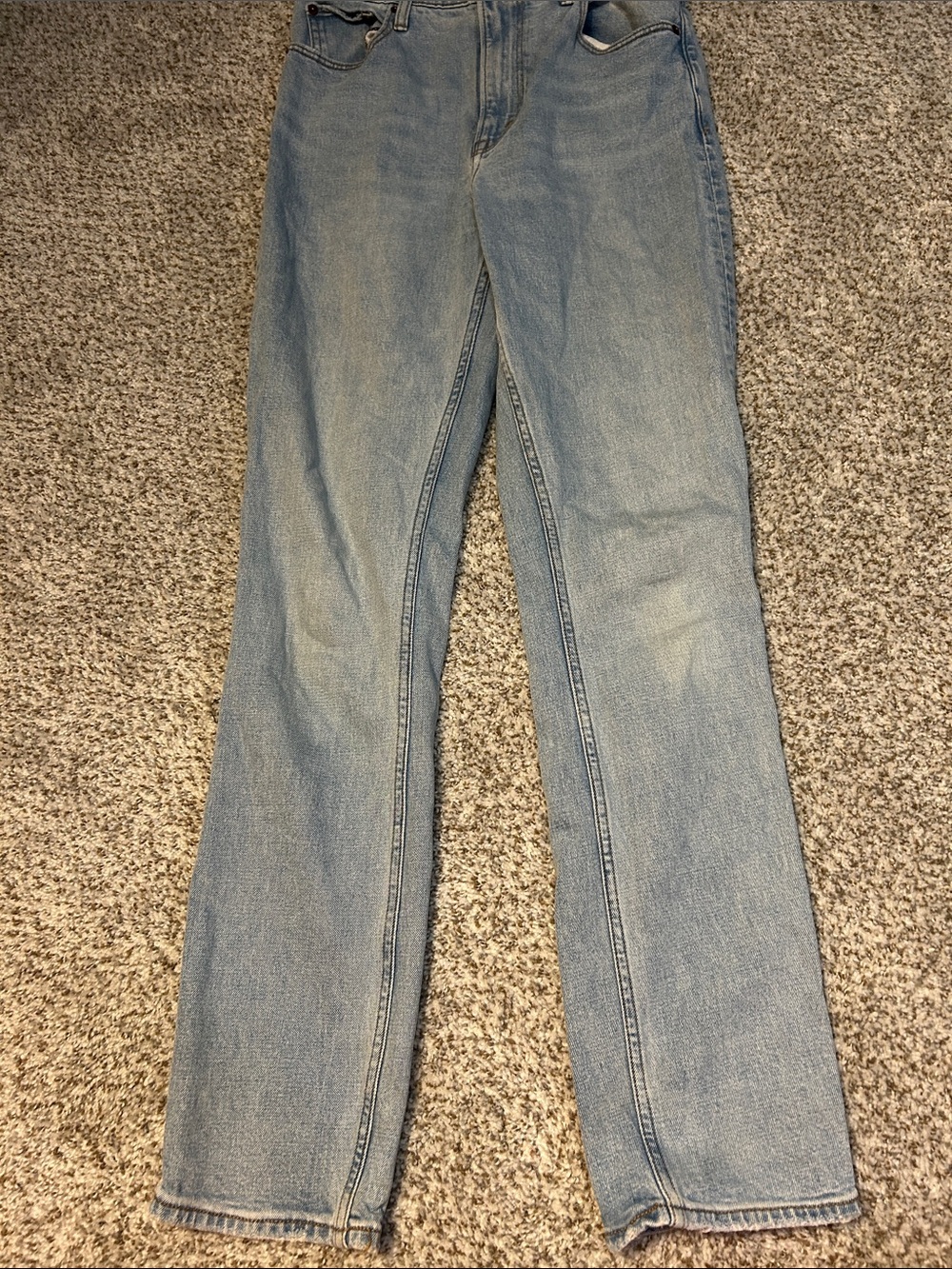 Abercrombie & Fitch Light Wash Straight-Leg Jeans 28/6